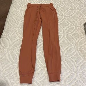 Lululemon joggers
